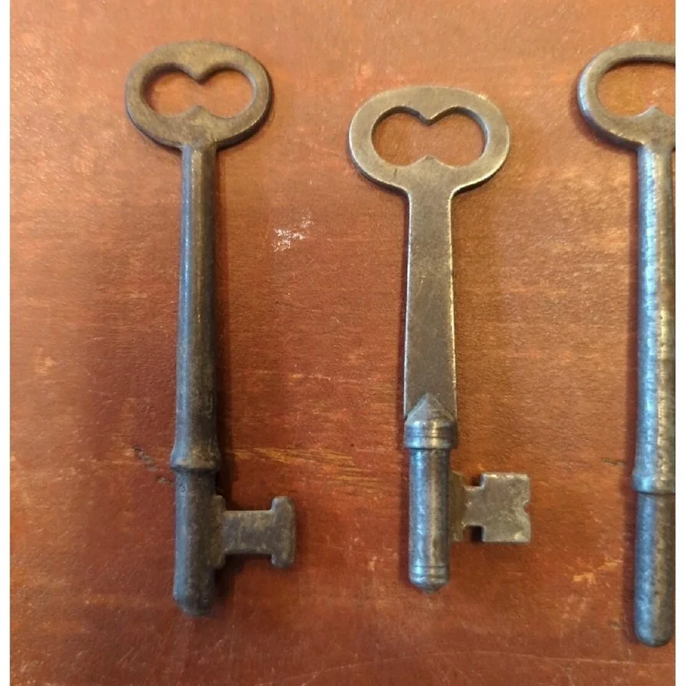 Lot of 10 Antique Padlock Lock Keys 1800s-1920s — Some Unusual Keys